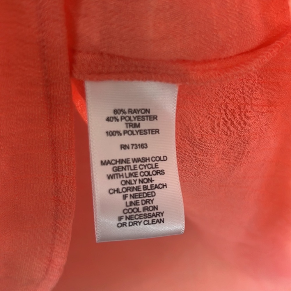 Pretty coral blouse. Size Xl NWOT - Picture 5 of 5